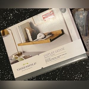 Threshold Picture Ledge 24”